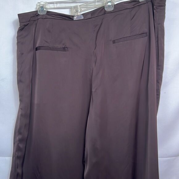 Vince Satin Pleated Cropped wide Leg Pants size 24plus. NWOT - Picture 9 of 14